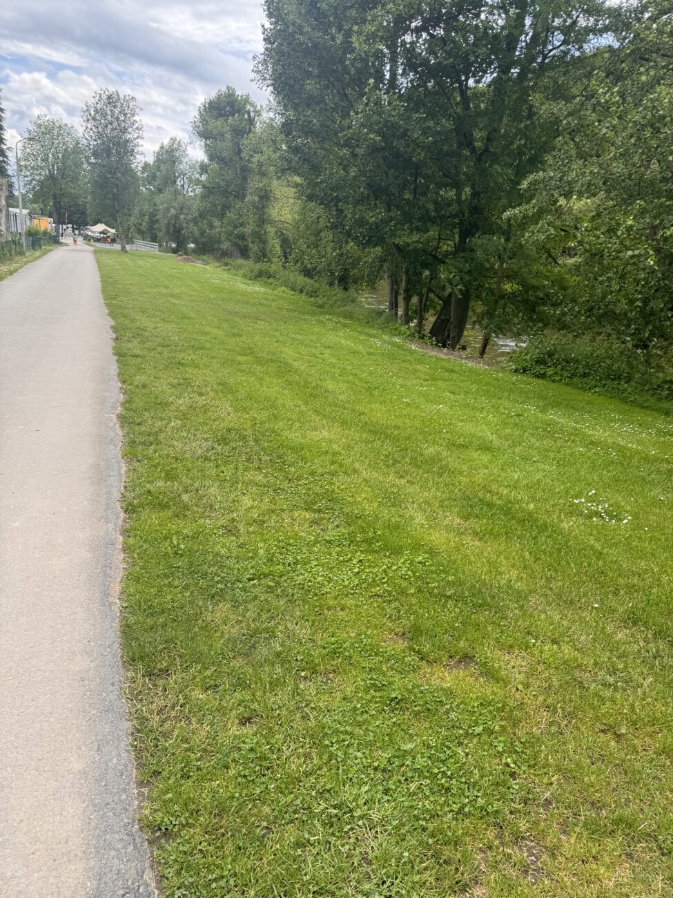 Voorbeeld foto van de Camping des Rochers du Glawan